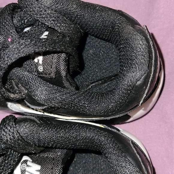 Nike Air Max 90 LTR Logo Toddler 5C Sneaker - Picture 6 of 7